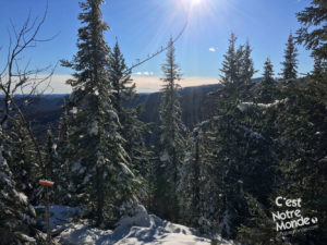 Le mont Ouareau est situé non loin du lac Ouareau proche de la ville de Notre-Dame-de-la-Merci dans la région de Lanaudière