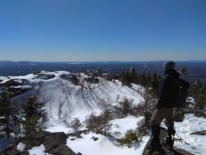 Le Pic de l’ours par le sentier des crêtes, parc National du Mont-Orford