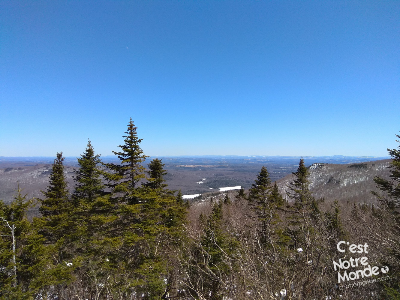 Le Pic de l’ours par le sentier des crêtes, parc National du Mont-Orford