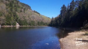 Le Mont Gorille, entre lac et sommet dans le coeur des Laurentides - C’est Notre Monde