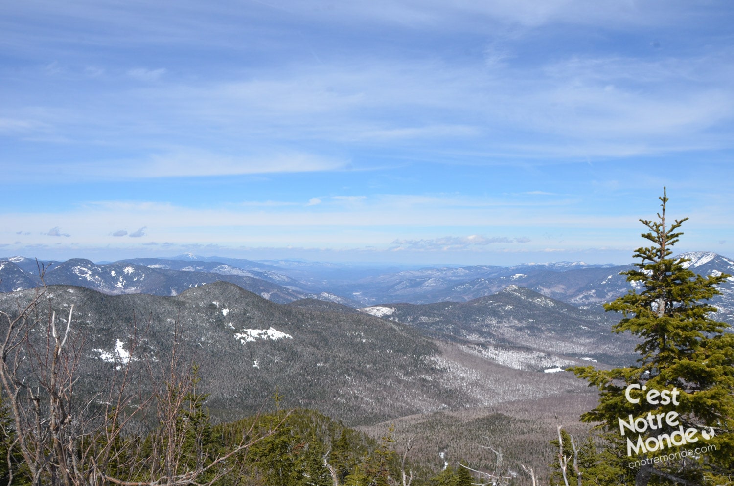 Le mont Dix, une montagne isolée dans les High Peaks, Adirondacks