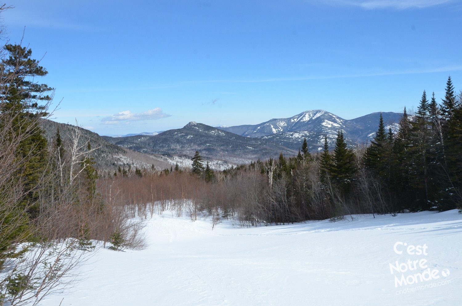 Le mont Dix, une montagne isolée dans les High Peaks, Adirondacks