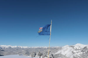 Prairie Mountain, a striking contrast between the plains and the mountains