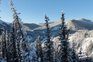 Prairie Mountain, a striking contrast between the plains and the mountains