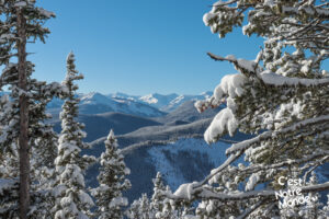 Prairie Mountain, a striking contrast between the plains and the mountains