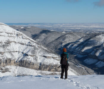 Prairie Mountain, a striking contrast between the plains and the mountains